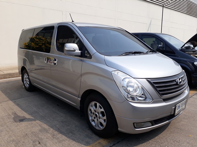 2013 HYUNDAI H-1 