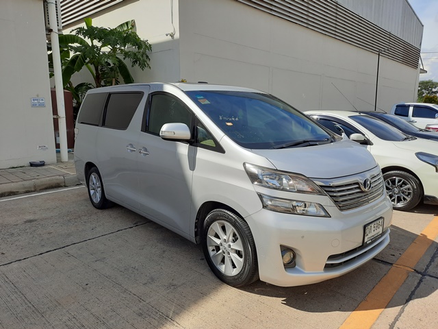2009 TOYOTA VELLFIRE 