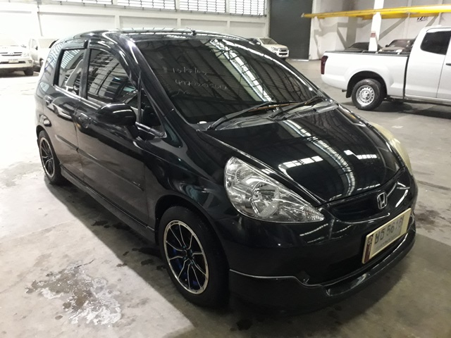 2004 HONDA JAZZ 