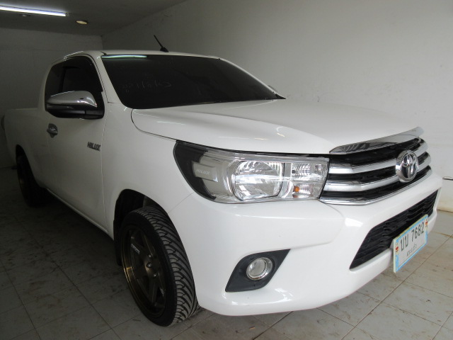 2017 TOYOTA HILUX REVO SMART CAB 