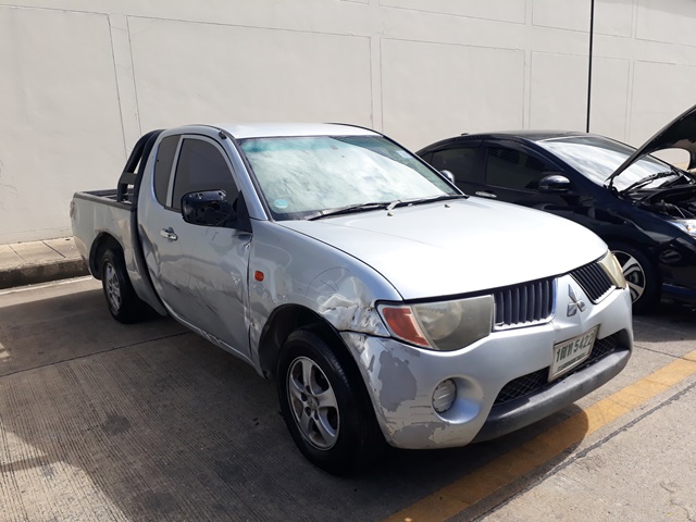 2006 MITSUBISHI TRITON CAB 