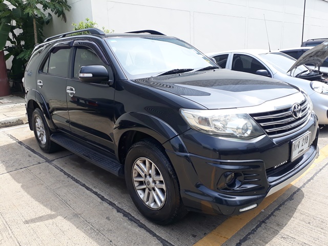 2012 TOYOTA FORTUNER 