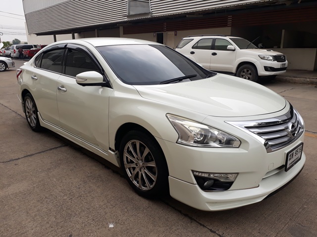 2013 NISSAN TEANA 