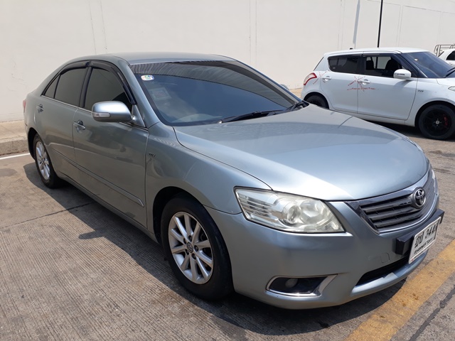 2010 TOYOTA CAMRY 
