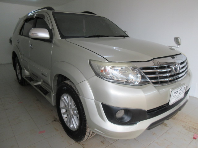 2012 TOYOTA FORTUNER 