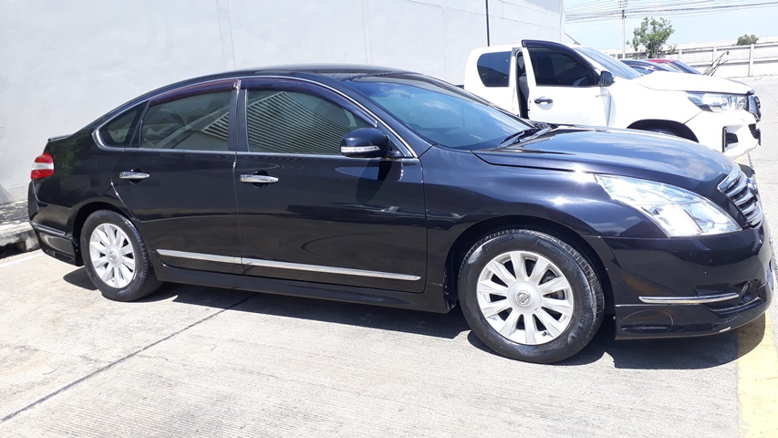 2010 NISSAN TEANA 