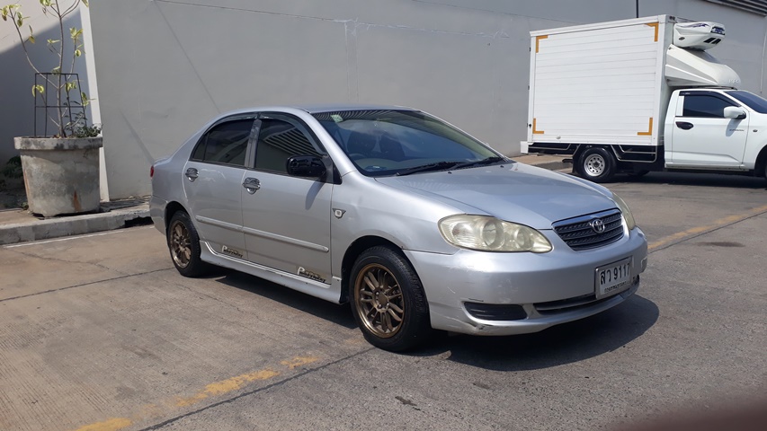2005 TOYOTA COROLLA ALTIS E